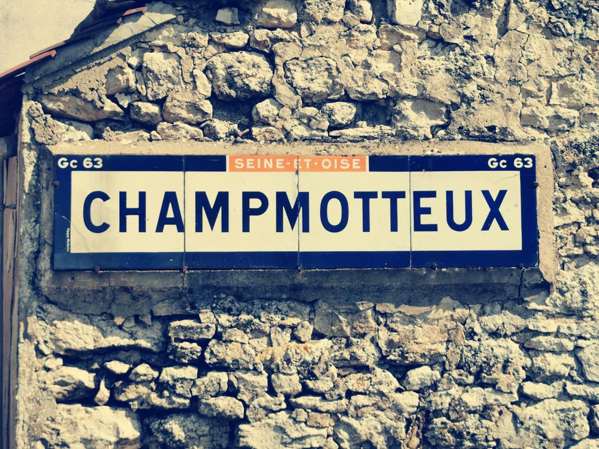 Bed and Breakfast La Bulle Des Champs Champmotteux Exterior foto