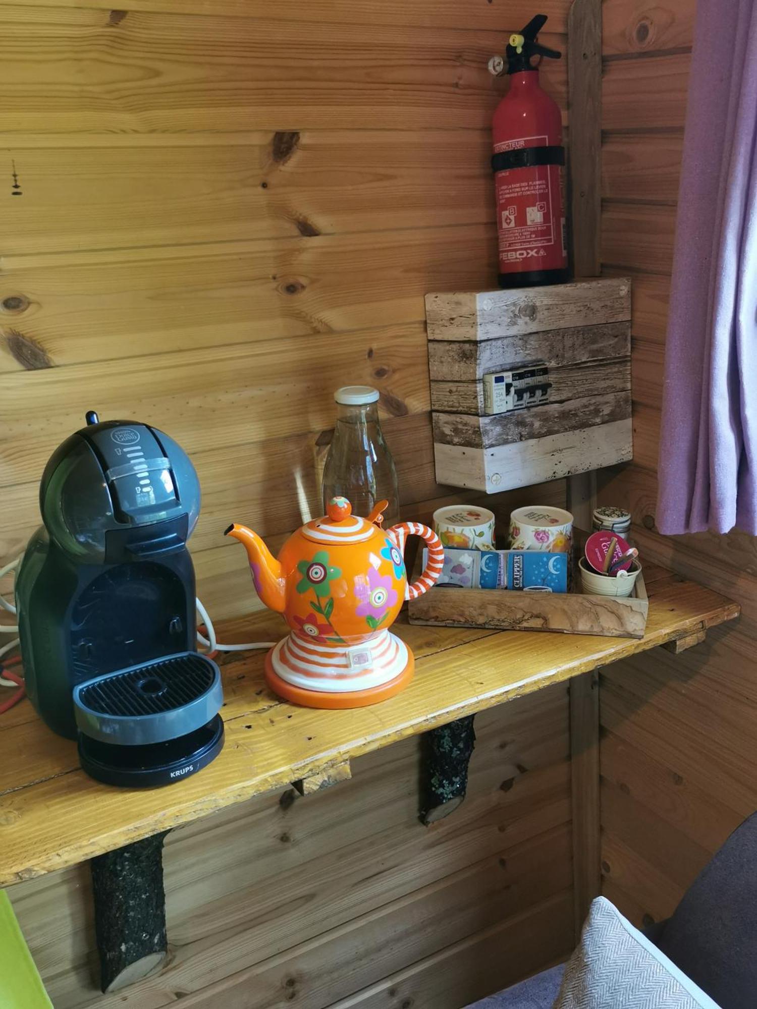 Bed and Breakfast La Bulle Des Champs Champmotteux Exterior foto